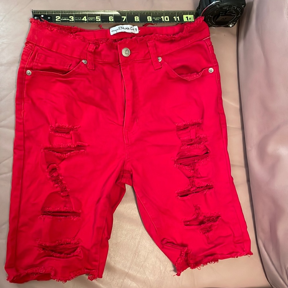 Vince Blue CO shorts98% cotton size 9